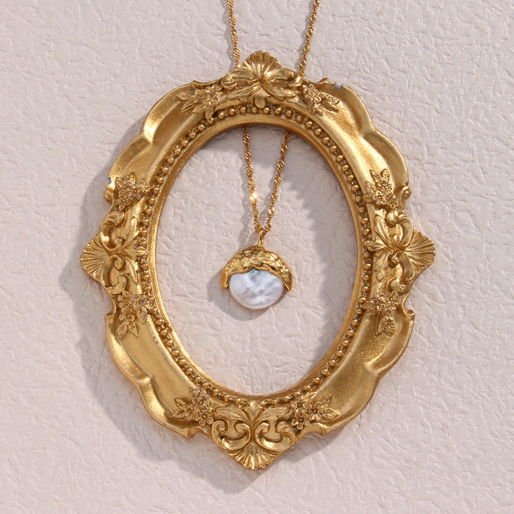 Iris Pearl Necklace