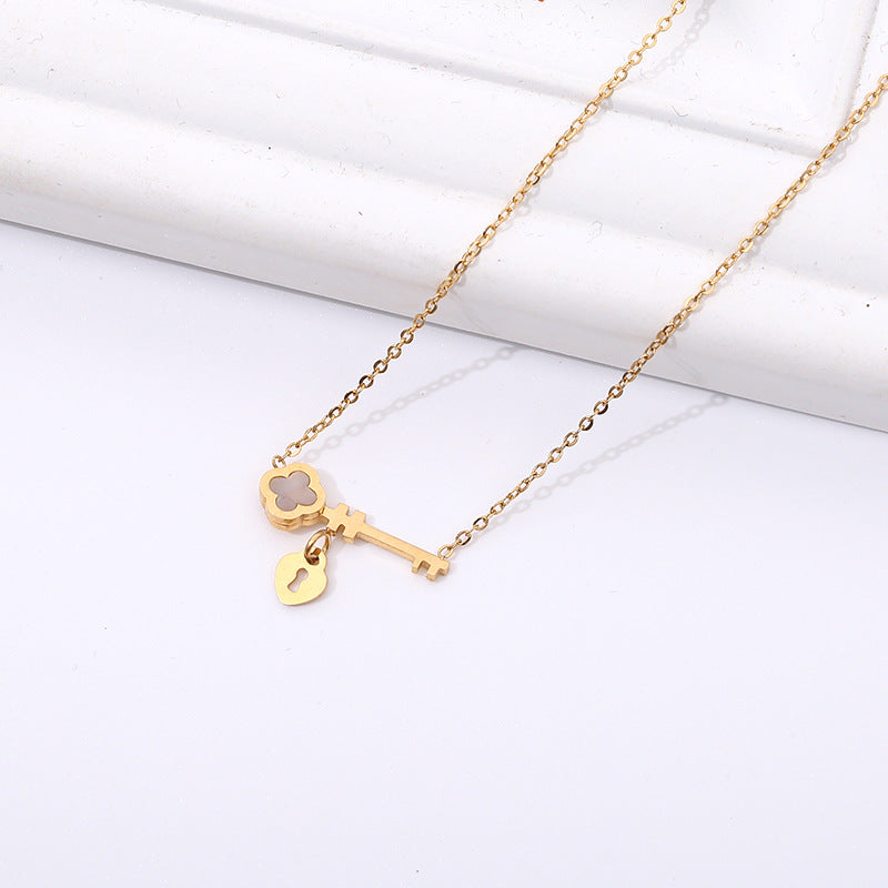 Wilma Pendant Necklace — Clavicle Chain Necklace Pendan