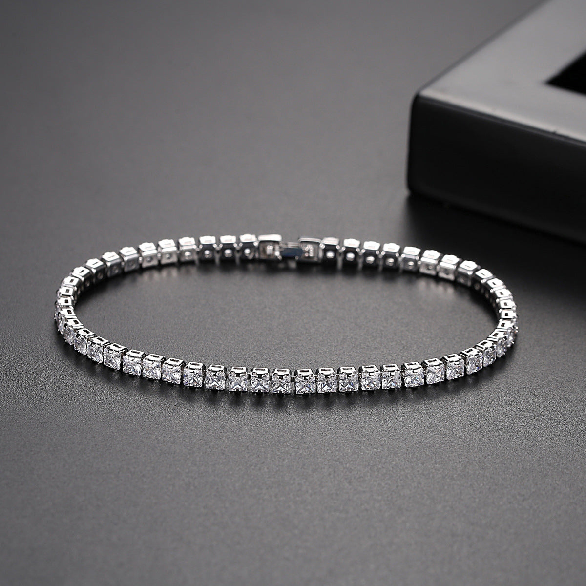 Leva Tennis Bracelet